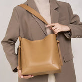 Chic Genuine Leather Shoulder Bag in Various Colors